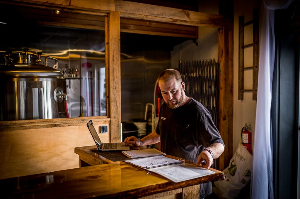 Bear-Hands-Brewery-Putnam-CT-0017