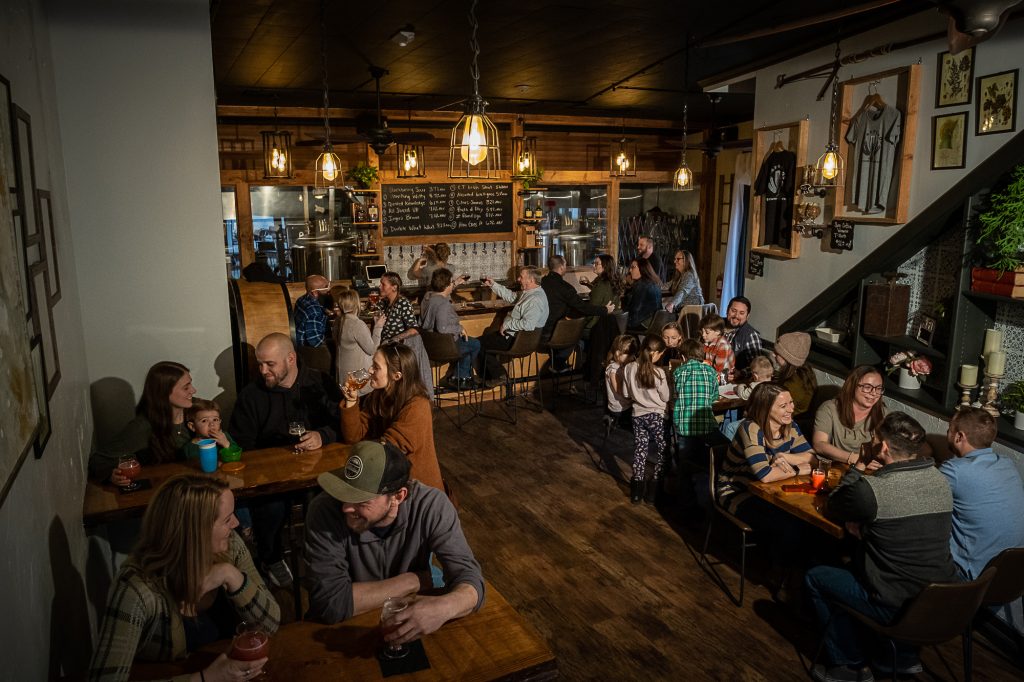 Bear-Hands-Brewery-Putnam-CT-0052