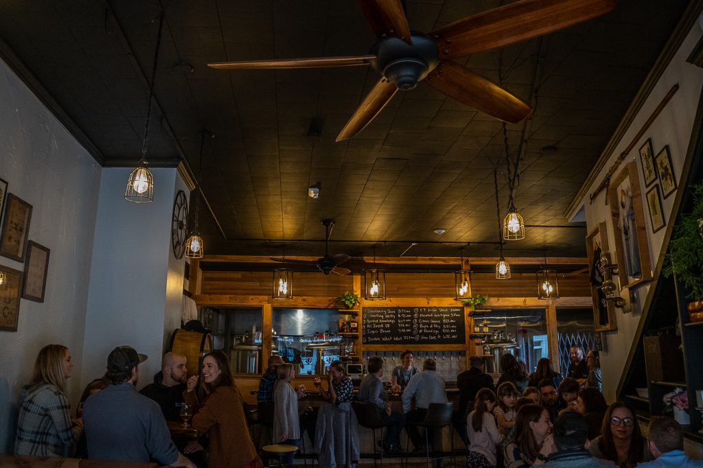 Bear-Hands-Brewery-Putnam-CT-0058