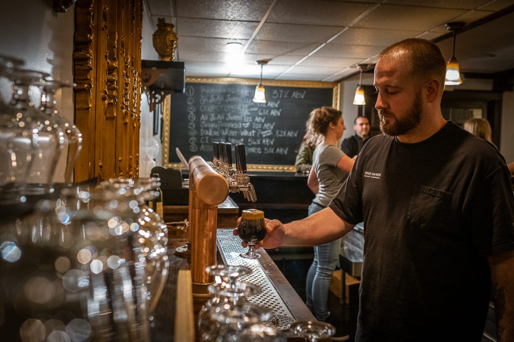 Bear-Hands-Brewery-Putnam-CT-0077